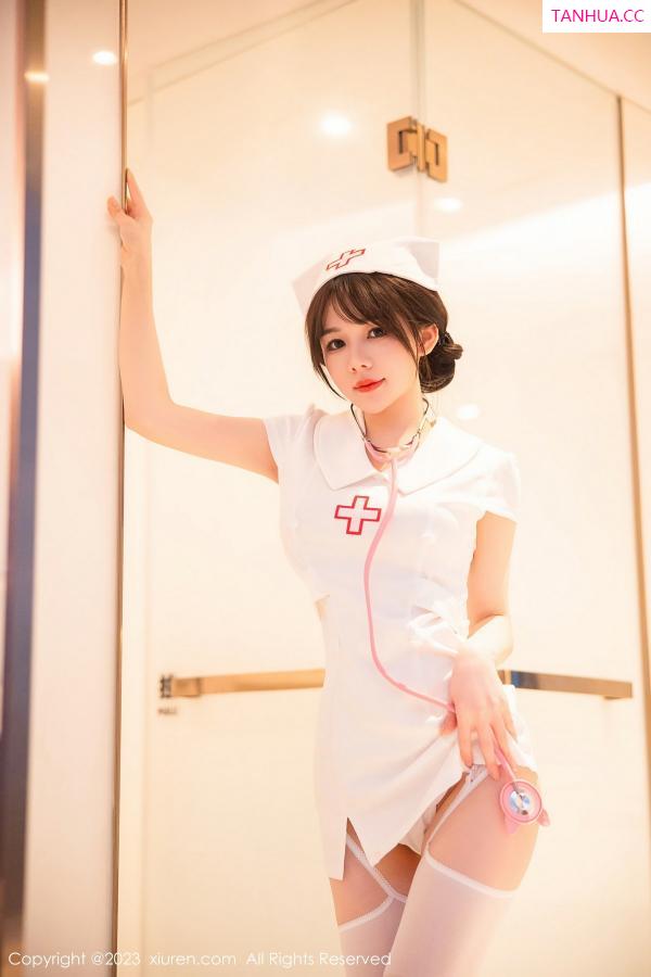 婠婠么  [XiuRen]高清写真图 2023.02.06 No.6221 婠婠么 护士服丝袜第50张图片